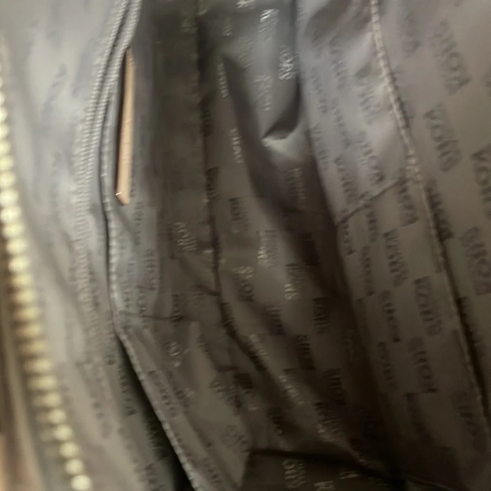 Purse - Picture 3 of 7